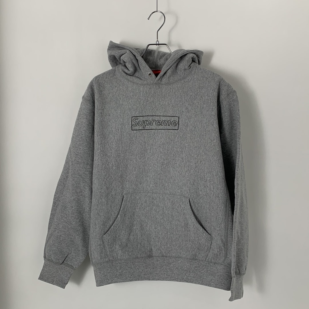 Supreme x KAWS Chalk Logo Hooded Sweatshirt "Grey"(2021)