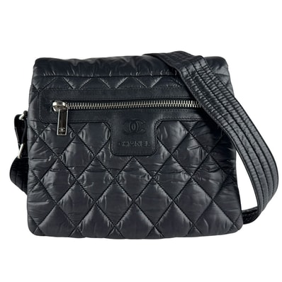 シャネル CHANEL ショルダーバッグ コココクーン ナイロン ブラック レディース【中古】 z10015