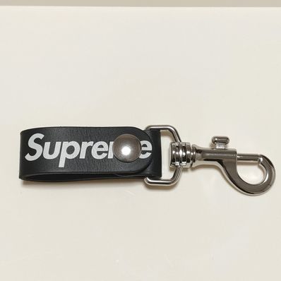 Supreme Leather Key Loop "Black"
