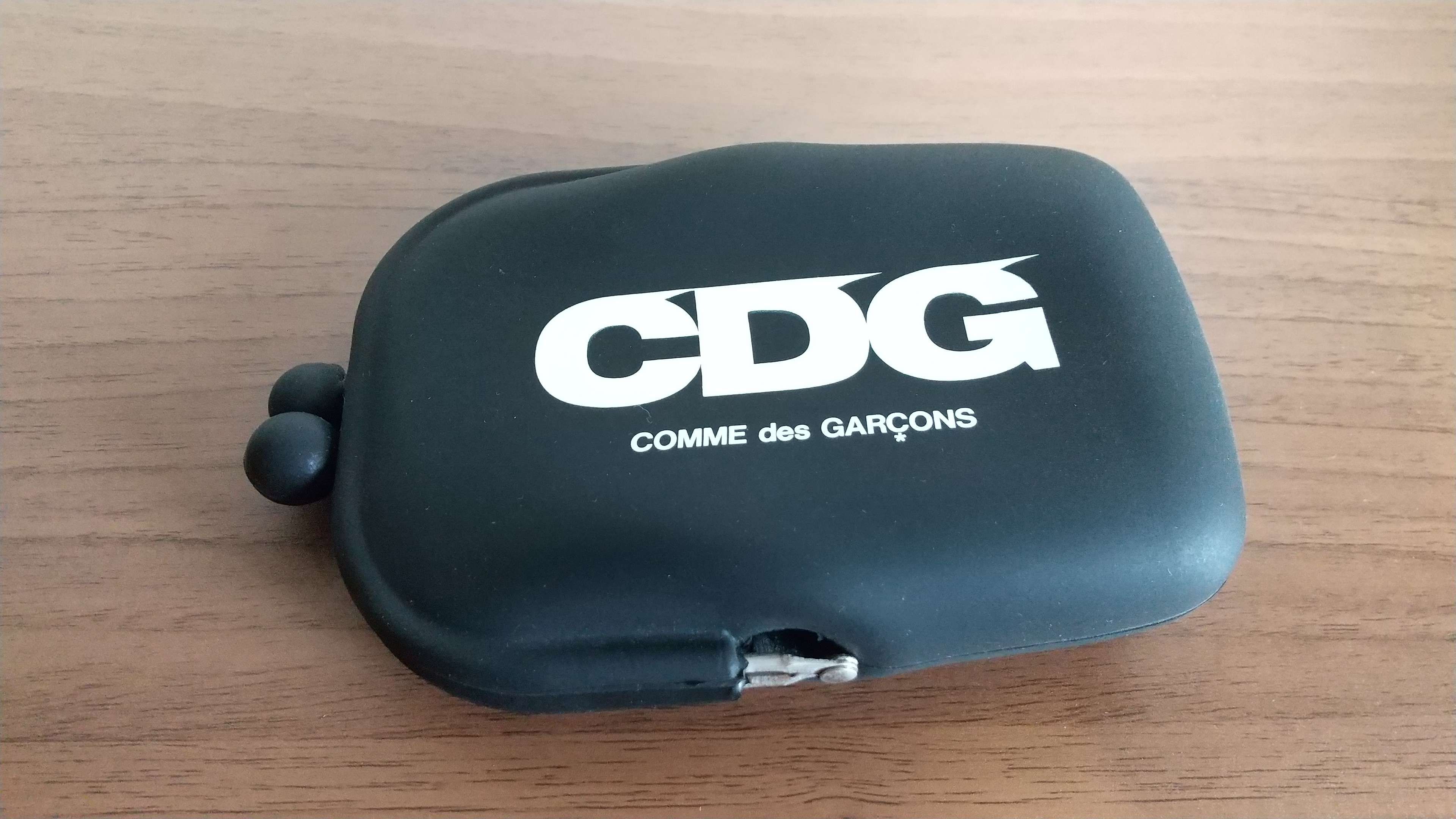 CGD シリコンケース がま口