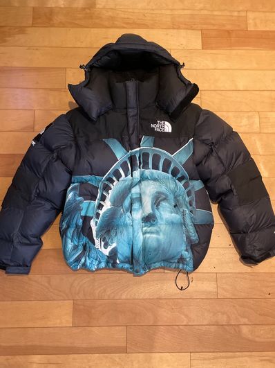 Supreme x The North Face Statue of Liberty Baltoro Jacket "Black"