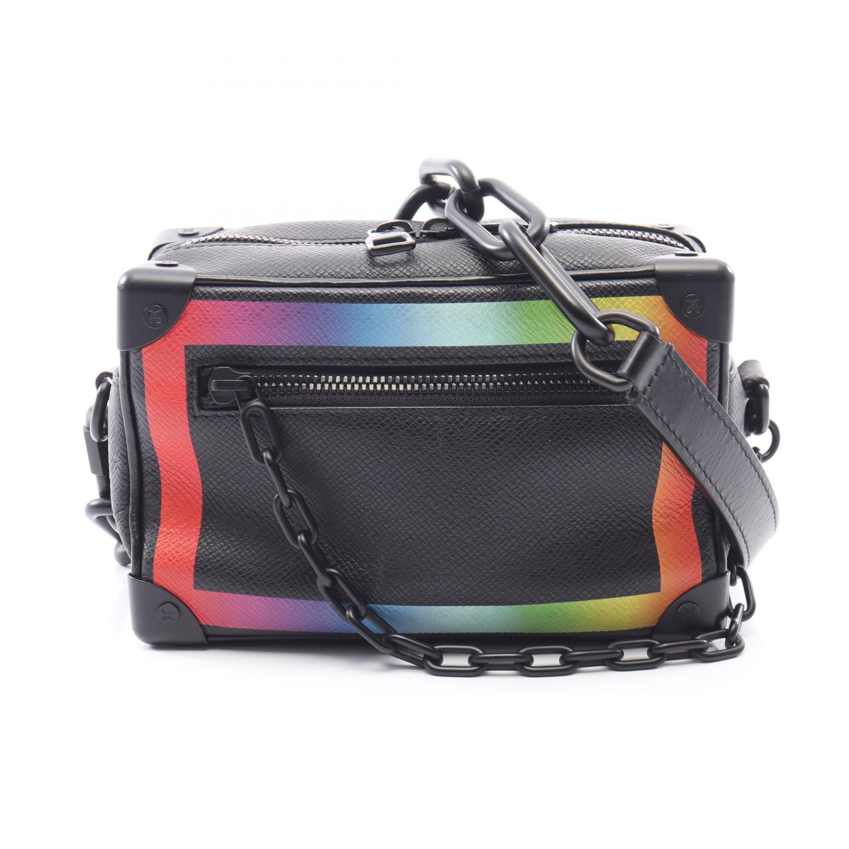 ルイ・ヴィトン LOUIS VUITTON ミニ ソフトトランク タイガ レインボー ショルダーバッグ バッグ レザー タイガ メンズ ブラック系 / マルチカラー M30351 【中古】