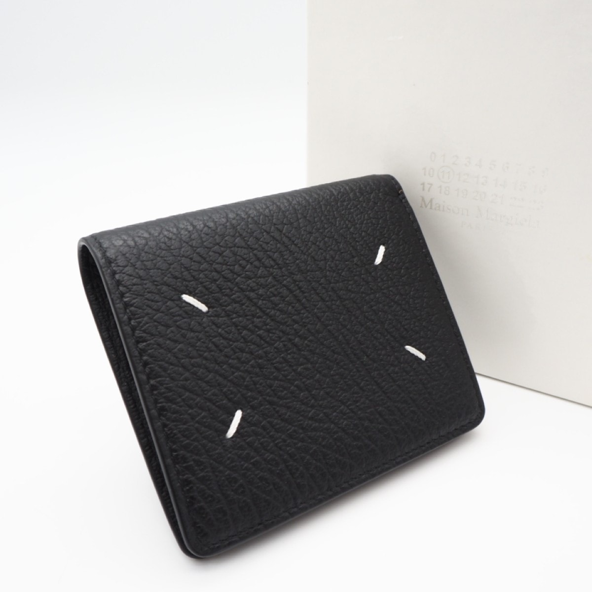 未使用 MAISON MARGIELA メゾンマルジェラ カーフレザー 4ステッチ バイフォールド ウォレット S56UI0140 二つ折り財布 ブラック ホワイト カーフレザー メンズ