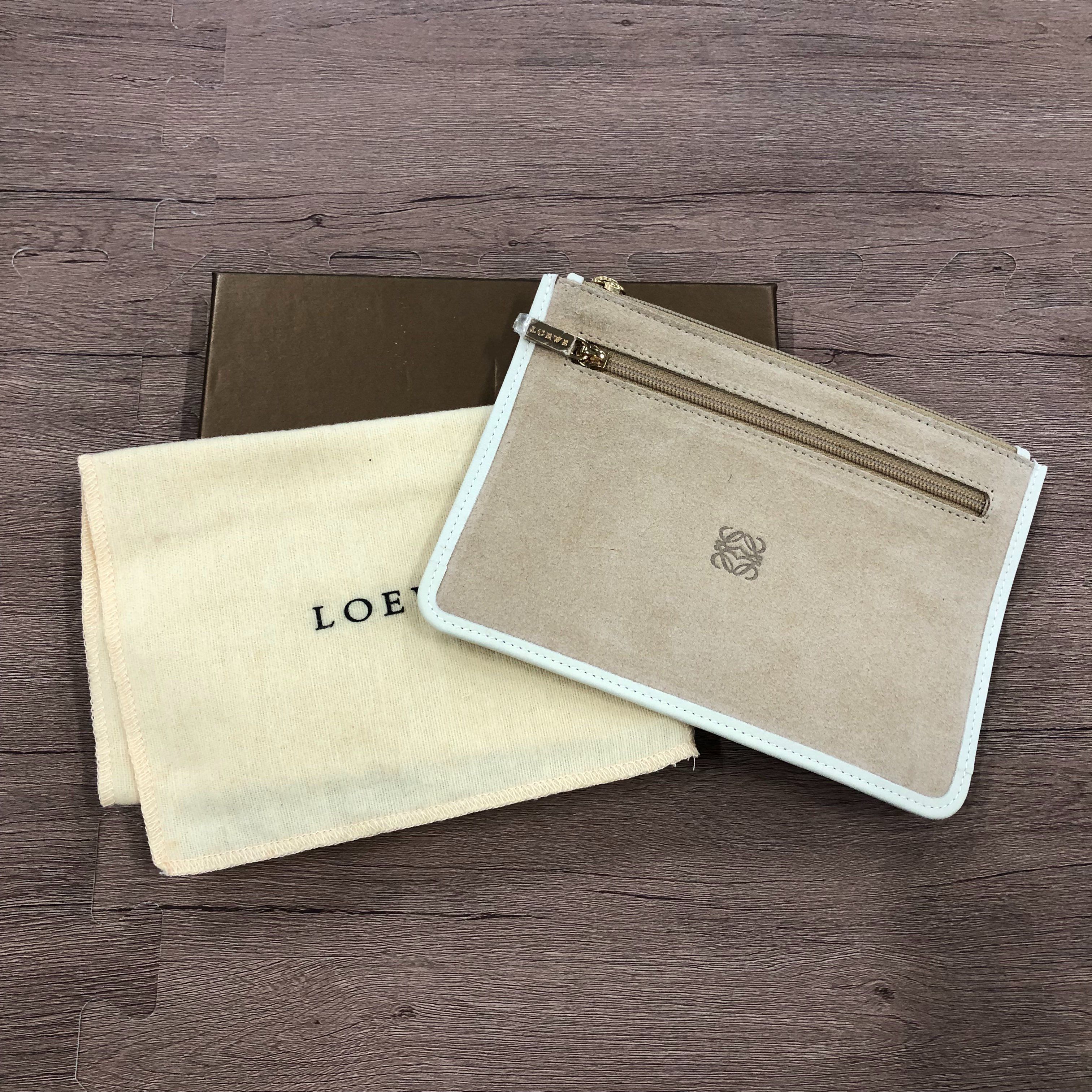 ロエベ スエード ポーチ