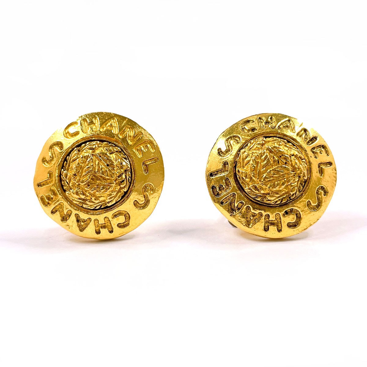 シャネル イヤリング ロゴ ヴィンテージ  ゴールド