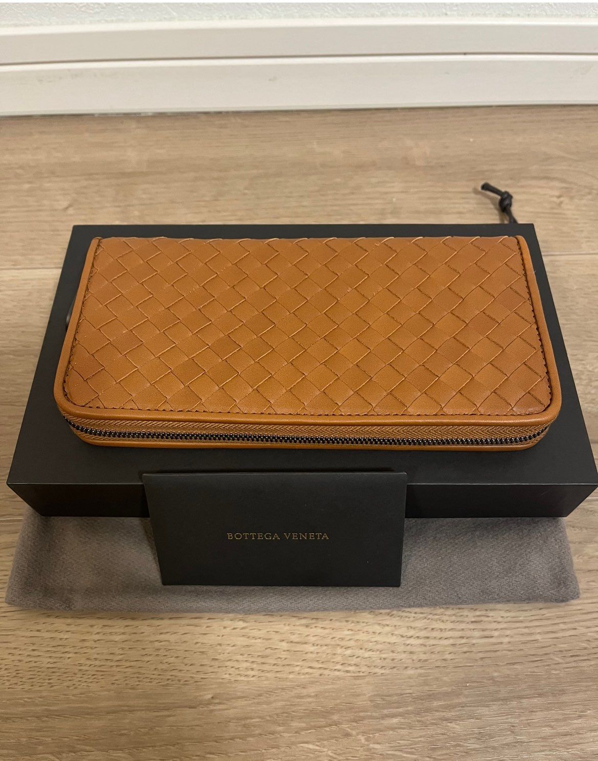 ボッテガ イントレ VN ラウンドジップウォレット