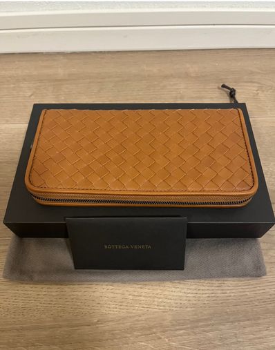 ボッテガ イントレ VN ラウンドジップウォレット