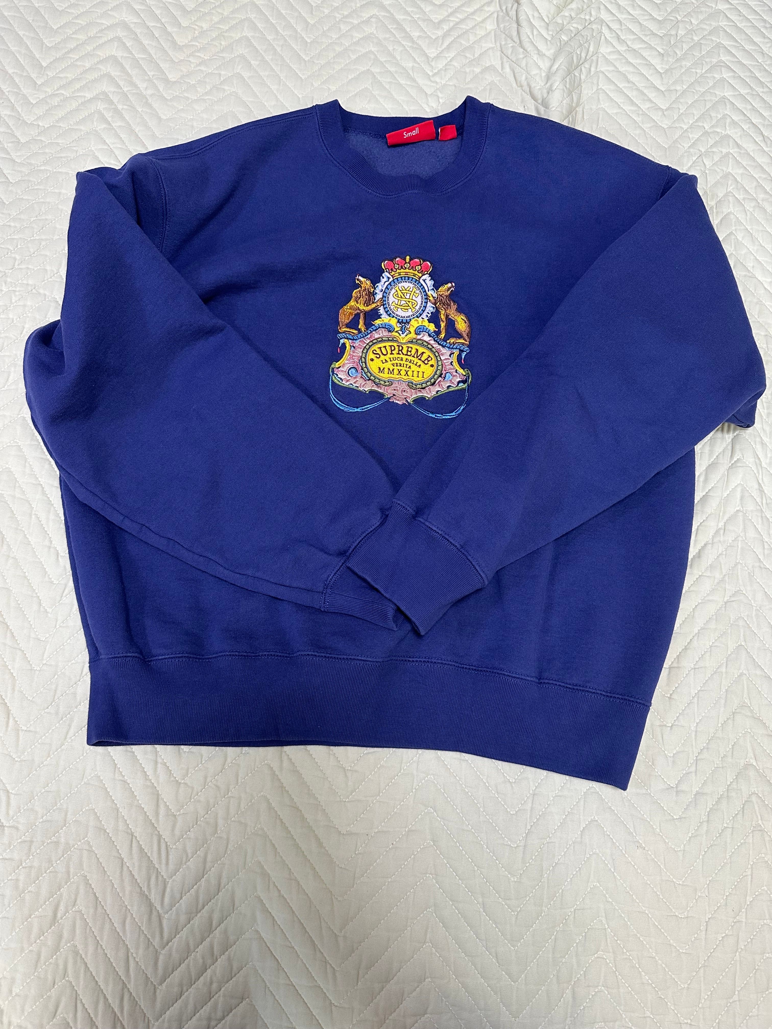 Supreme Crest Crewneck "Washed Navy"