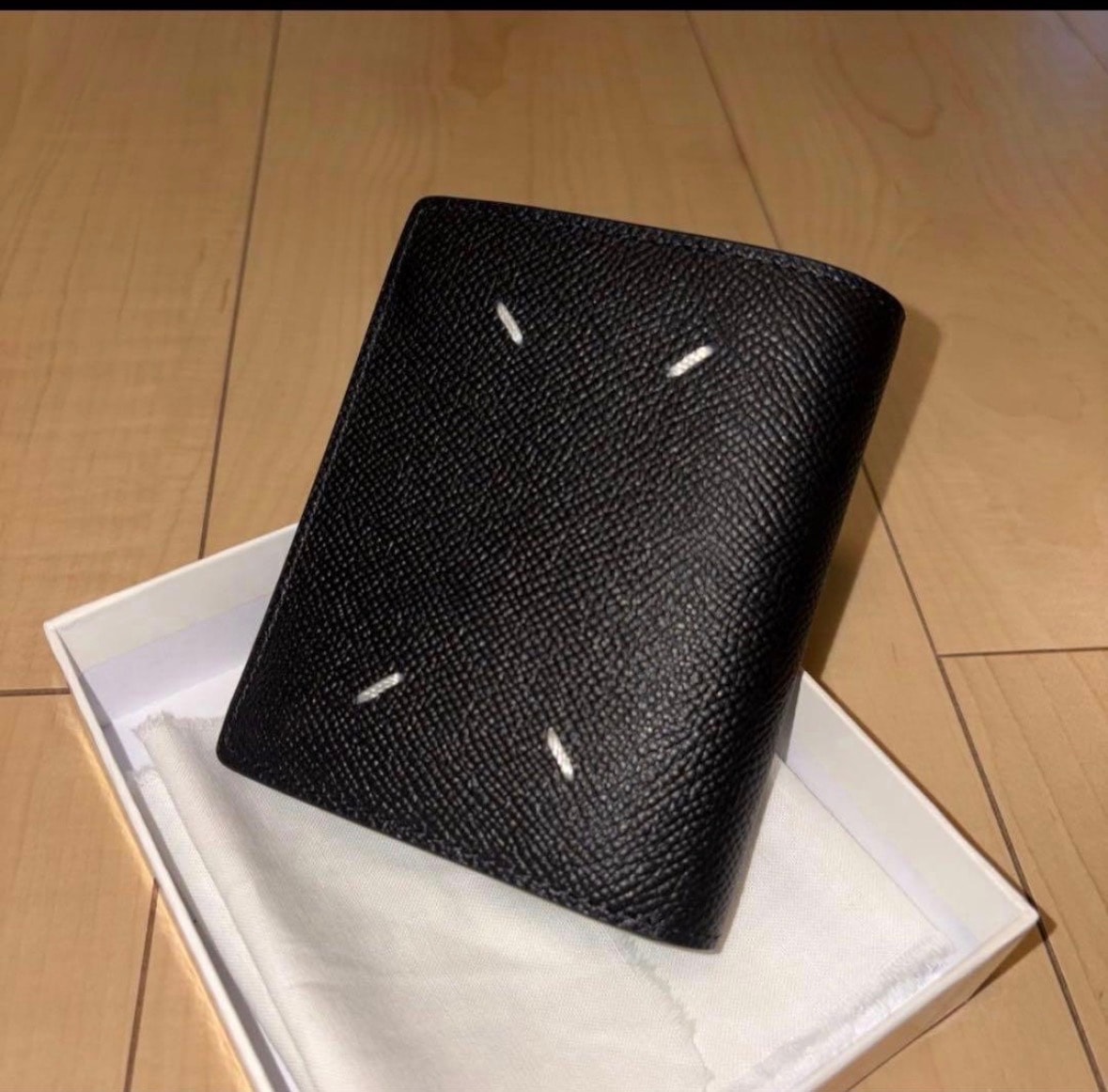 メゾンマルジェラ レザー カードホルダー "ブラック" SA3UI0007P4745T8013