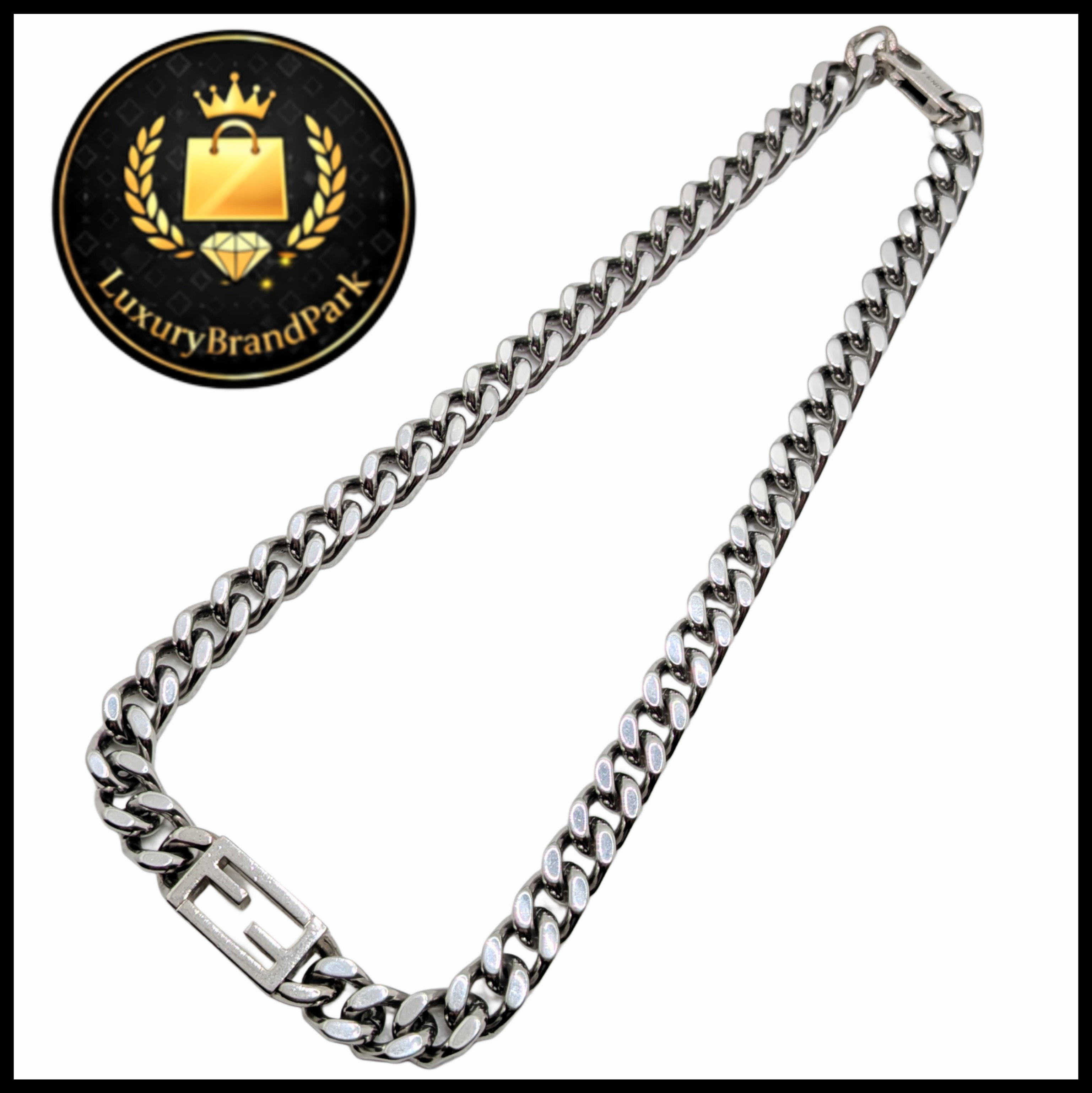 FENDI Baguette Necklace "Silver"