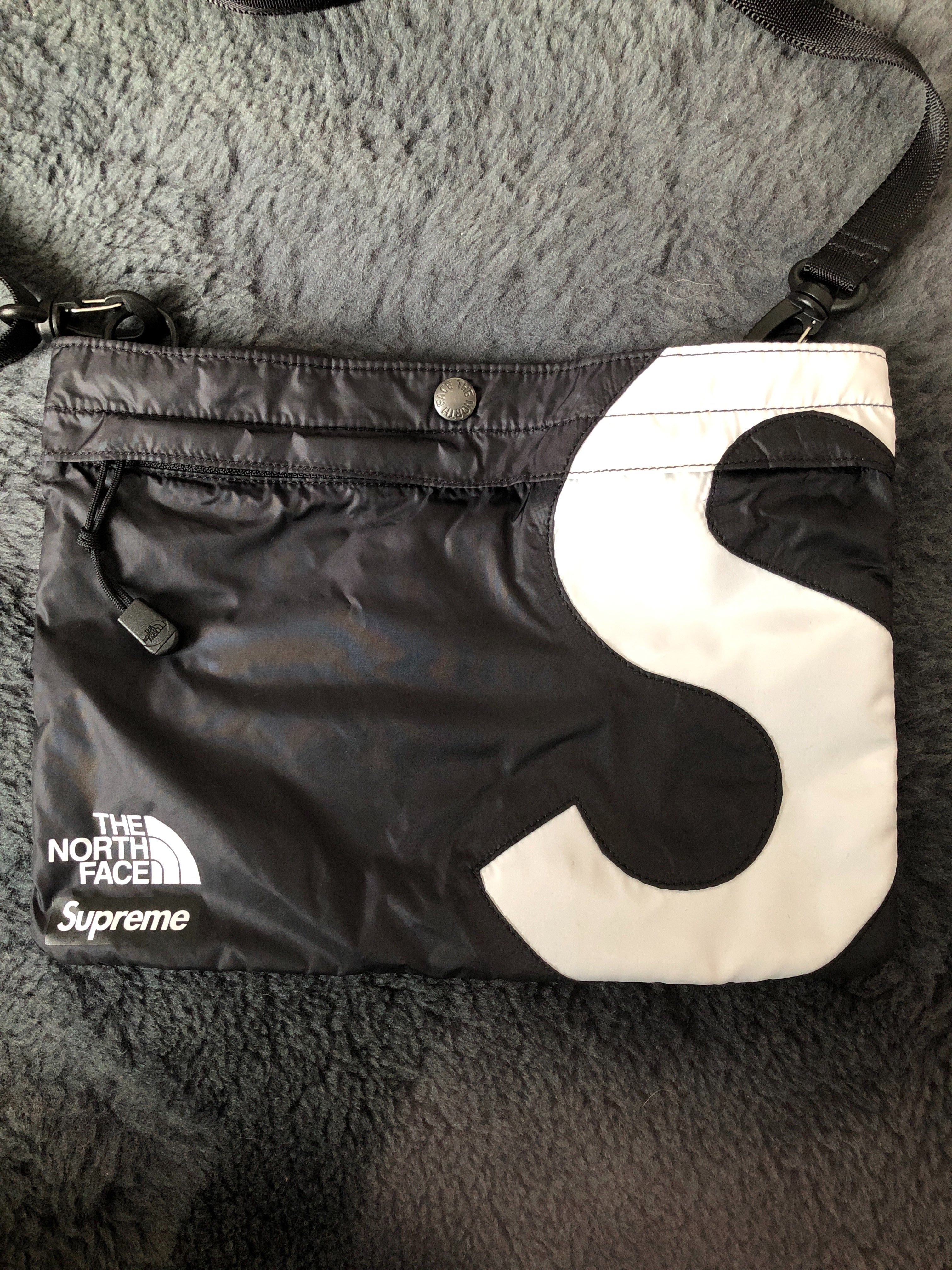 Supreme x The North Face S Logo Shoulder Bag "Black"