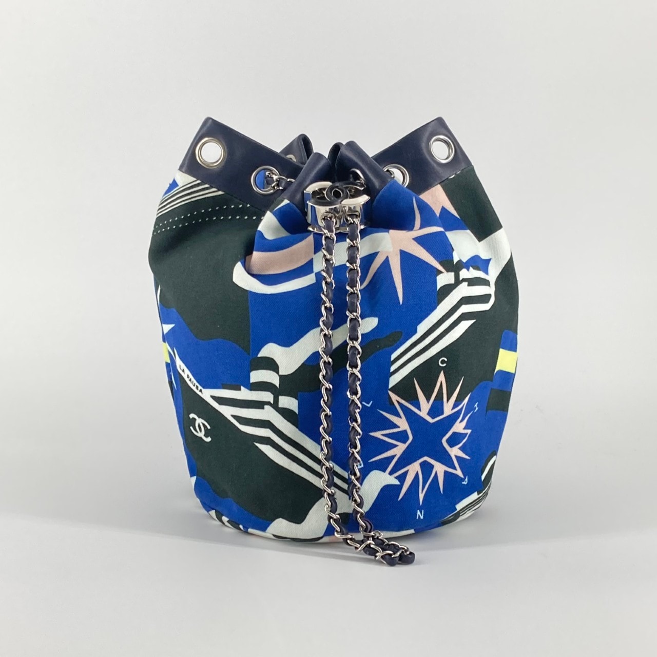 CHANEL(シャネル) ラ パウザ 27番台 ショルダーバッグ マルチカラー