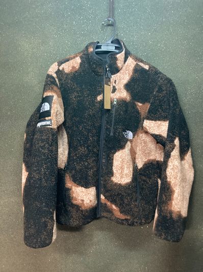 Supreme x The North Face Bleached Denim Print Fleece Jacket "Black"