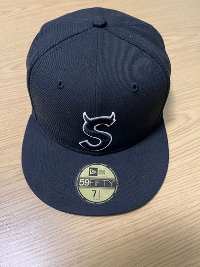 Supreme S Logo New Era "Black" (22FW)