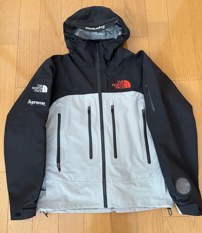 Supreme x The North Face Taped Seam Shell Jacket "Grey"