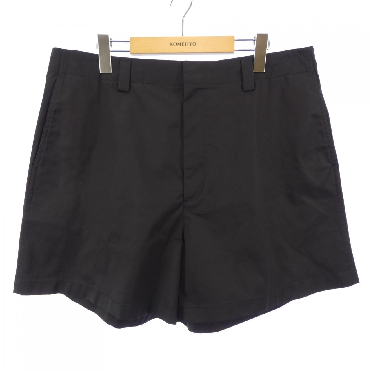 グッチ GUCCI 784045 ZAQQ5 ショートパンツ