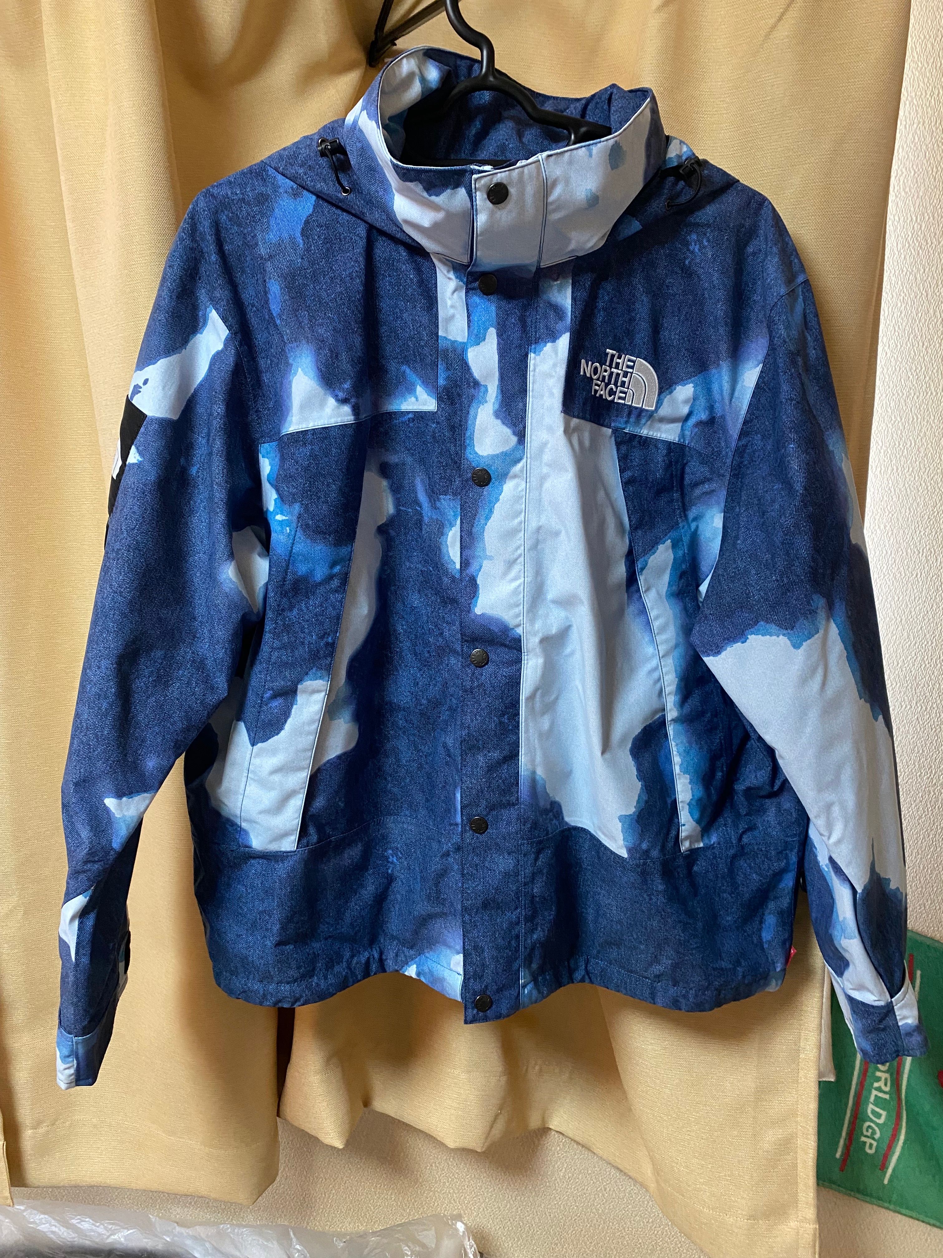 Supreme x The North Face Bleached Denim Print Mountain Jacket "Indigo"