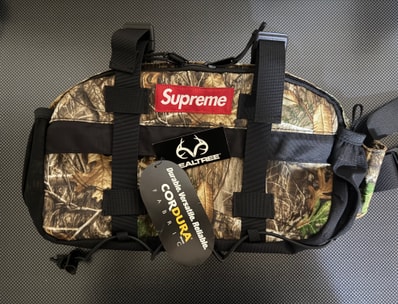 Supreme Waist Bag (19FW) "Real Tree Camo"