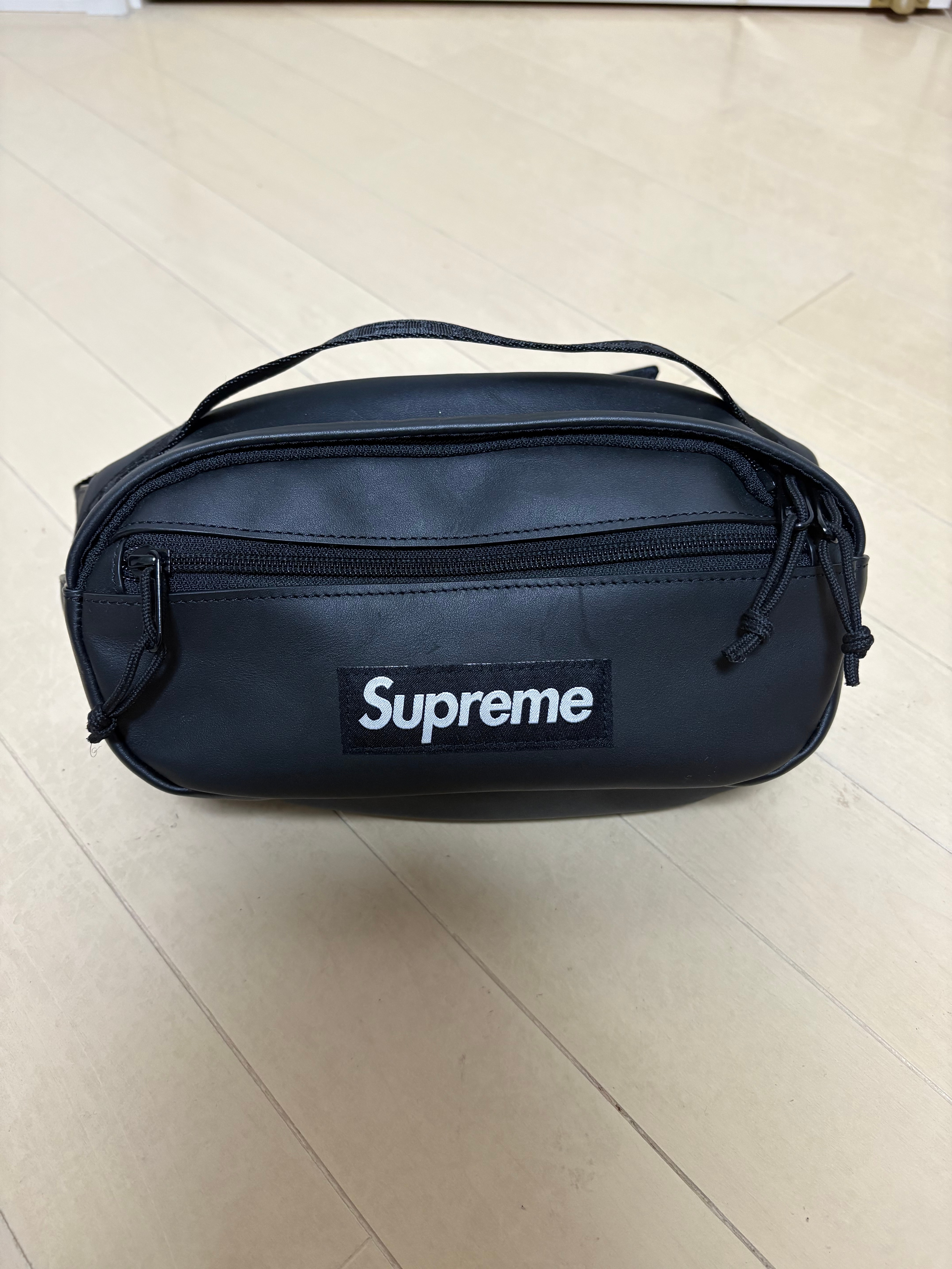 Supreme FW22 Small Waist Bag 