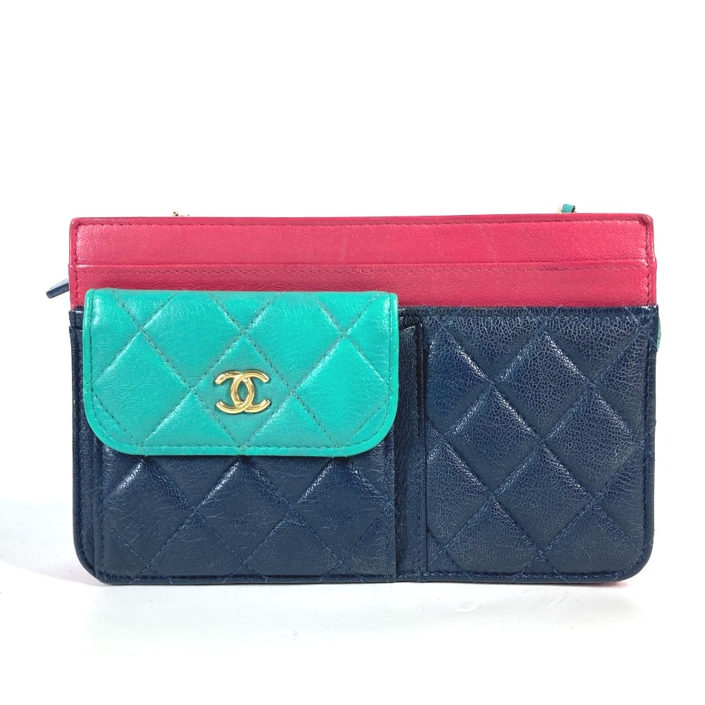 シャネル CHANEL チェーンウォレット CC ココマーク AP1138 2020クルーズ トリコロールカラー カバン ショルダーバッグ 斜め掛け ポシェット 長財布 キャビアスキン ネイビー
