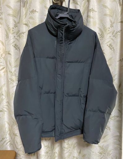 FEAR OF GOD ESSENTIALS Puffer Jacket "Black/Stretch Limo"