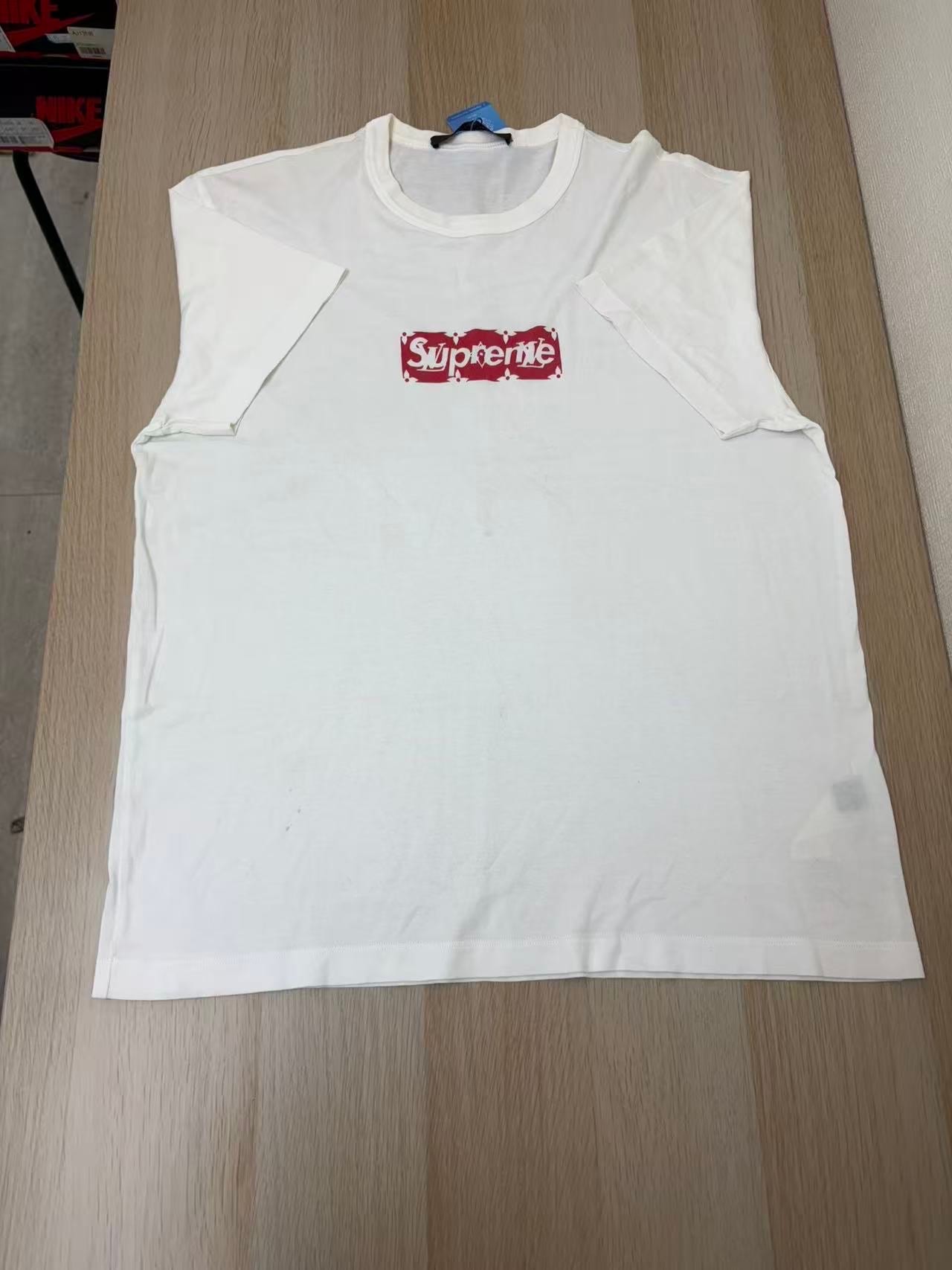 Supreme / Louis Vuitton Box Logo Tee "Red"