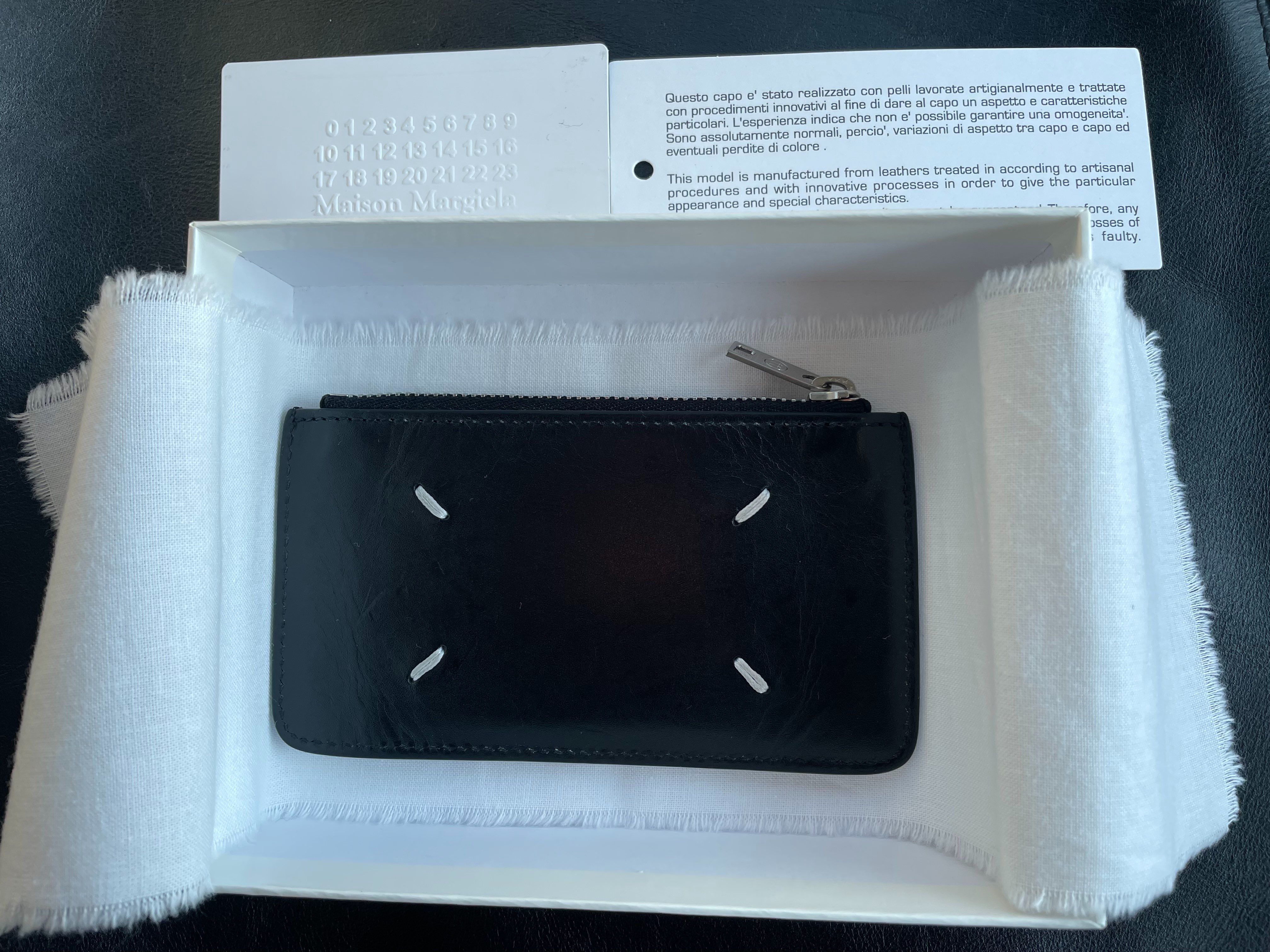 Maison Margiela Logo Tab Reflective Leather Wallet "Black"