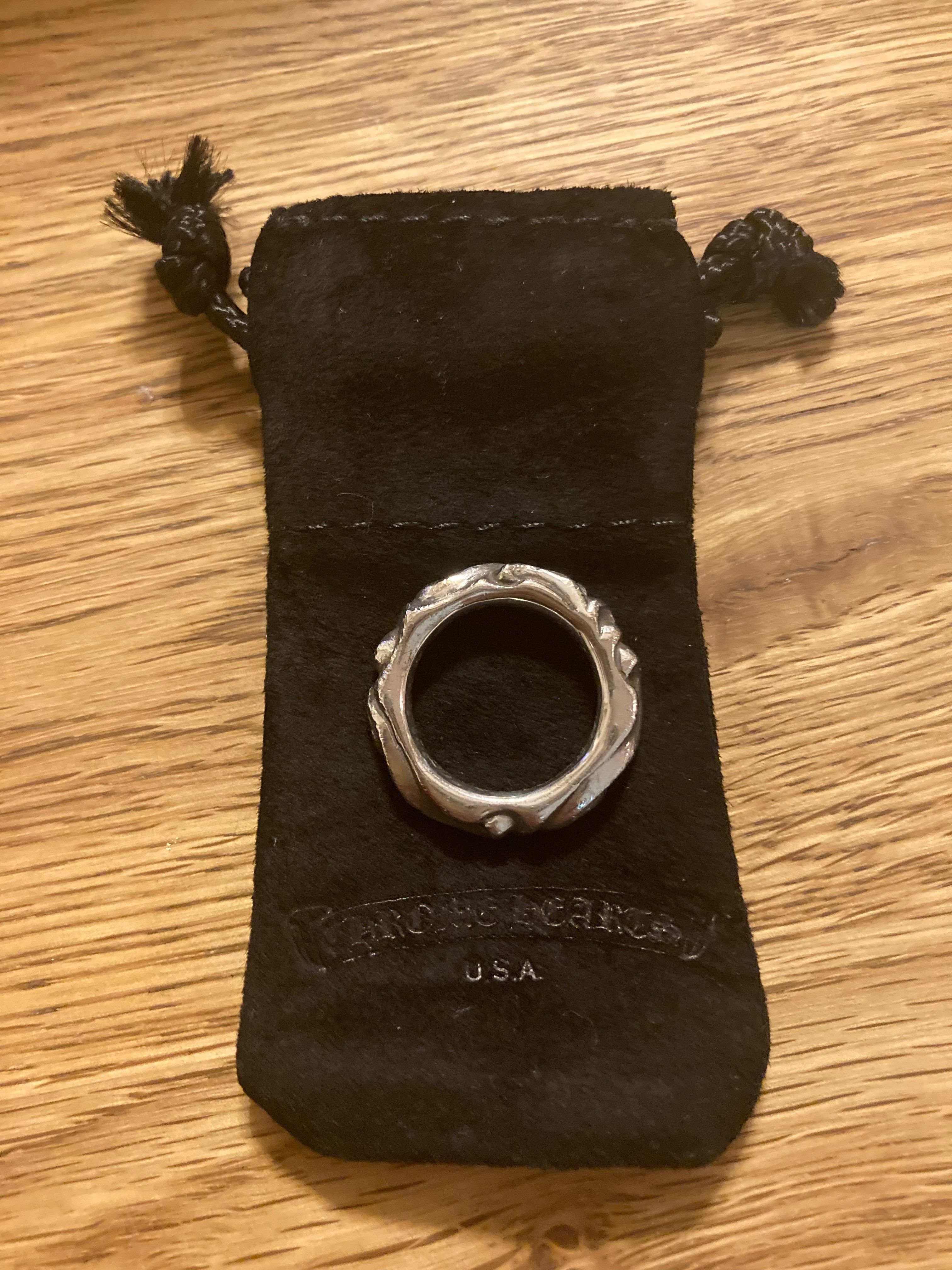 Chrome Hearts Scroll Band Ring "Silver"