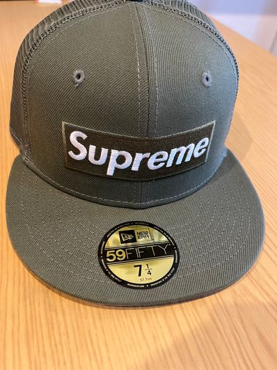 Supreme Box Logo Mesh Back New Era "Olive" (23SS)