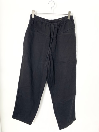 COMOLI Black Drill Tapered Pants "Black"