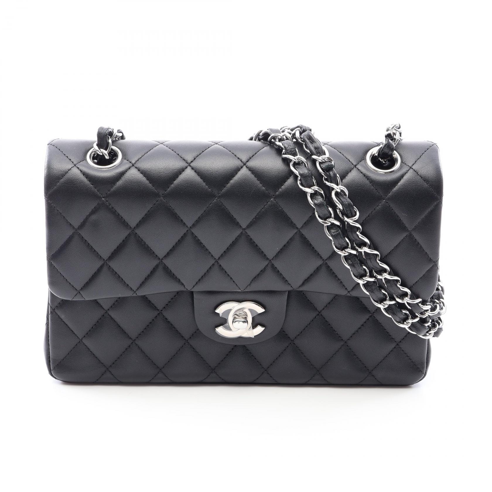 シャネル CHANEL マトラッセ Wフラップ ショルダーバッグ バッグ ラムスキン(羊革) レディース ブラック系 A01113 【中古】