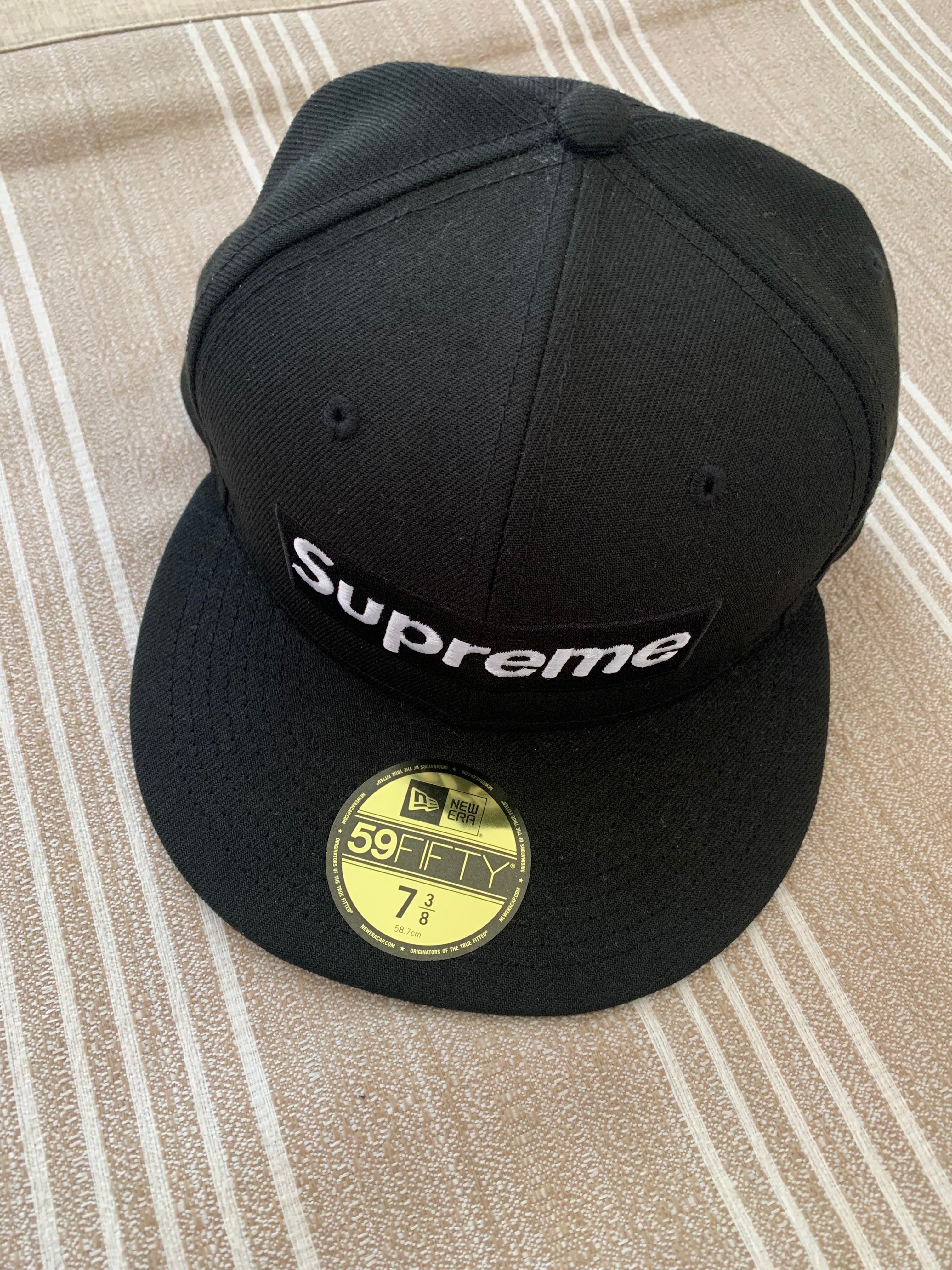 Supreme Champions Box Logo New Era® "Black"