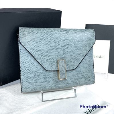 ヴァレクストラ Valextra 財布 コンパクト 水色 レディース 希少色