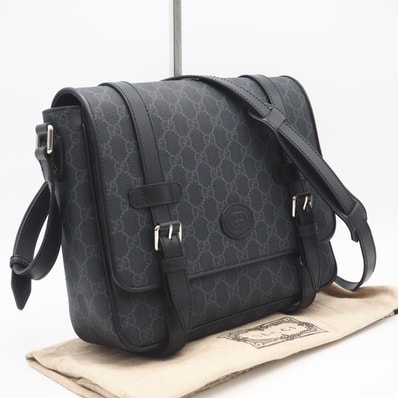 極美品 GUCCI グッチ GGスプリーム メッセンジャー バッグ 658542 ショルダーバッグ ブラック グレー コーティングキャンバス メンズ