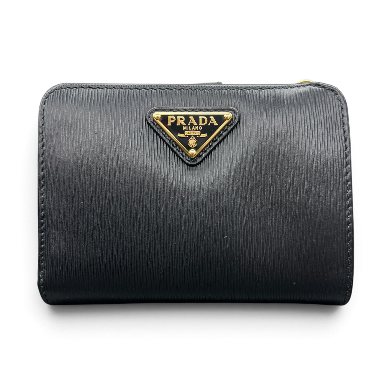 PRADA 極美品 プラダ VITELLO MOVE TR ヴィッテロムーブ 二つ折り財布 1ML018 ICチップ確認済 レザー ブラック コンパクトウォレット トライアングルロゴ 三角プレート 箱付属 プレゼント Aランク 中古 鑑定済 プラダ財布