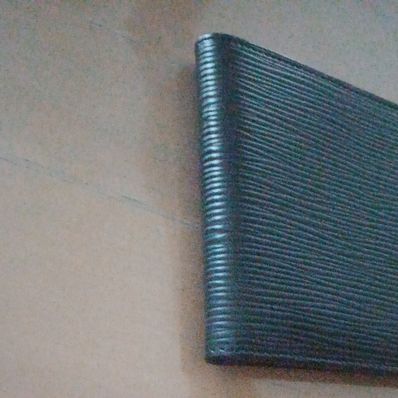 ルイヴィトン エピ カルトクレディ ノアール