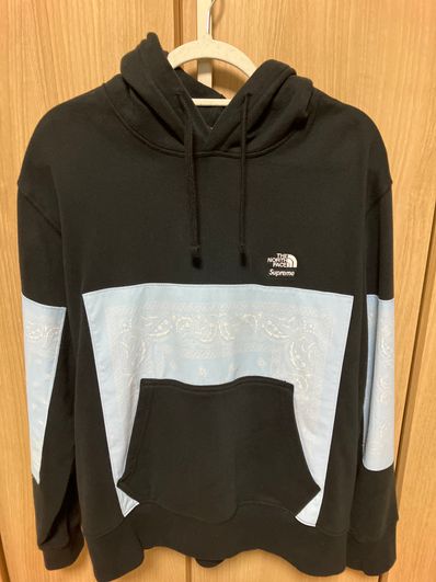 Supreme x The North Face Bandana Hooded Sweatshirt "Black"