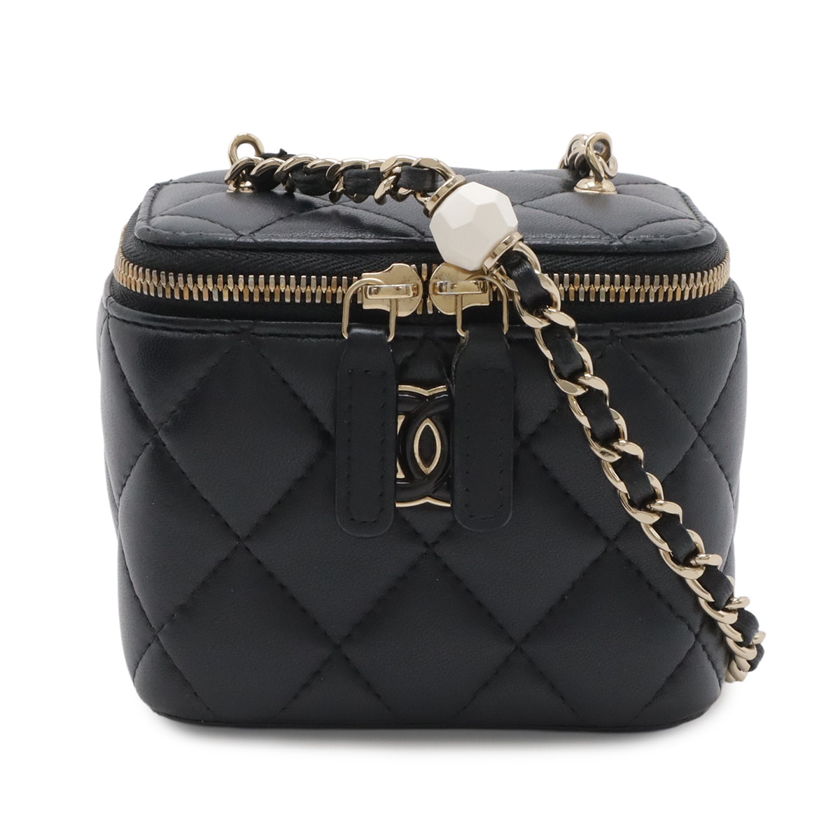 シャネル マトラッセショルダーバッグ レディース