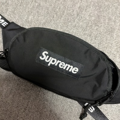 Supreme FW22 Small Waist Bag "Black"