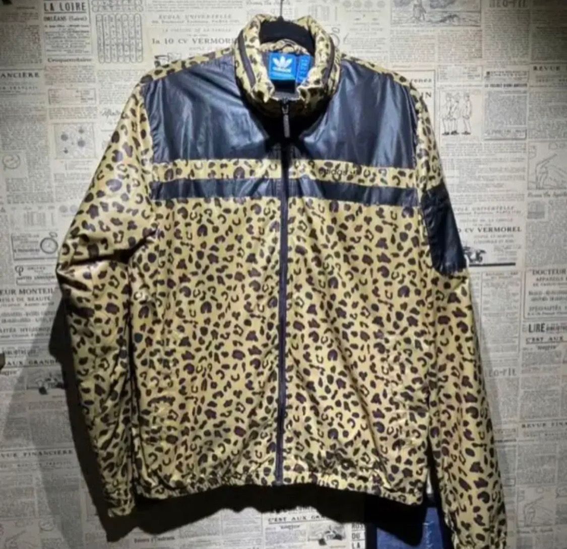 adidas originals アディダス レオパード ナイロンジャケット