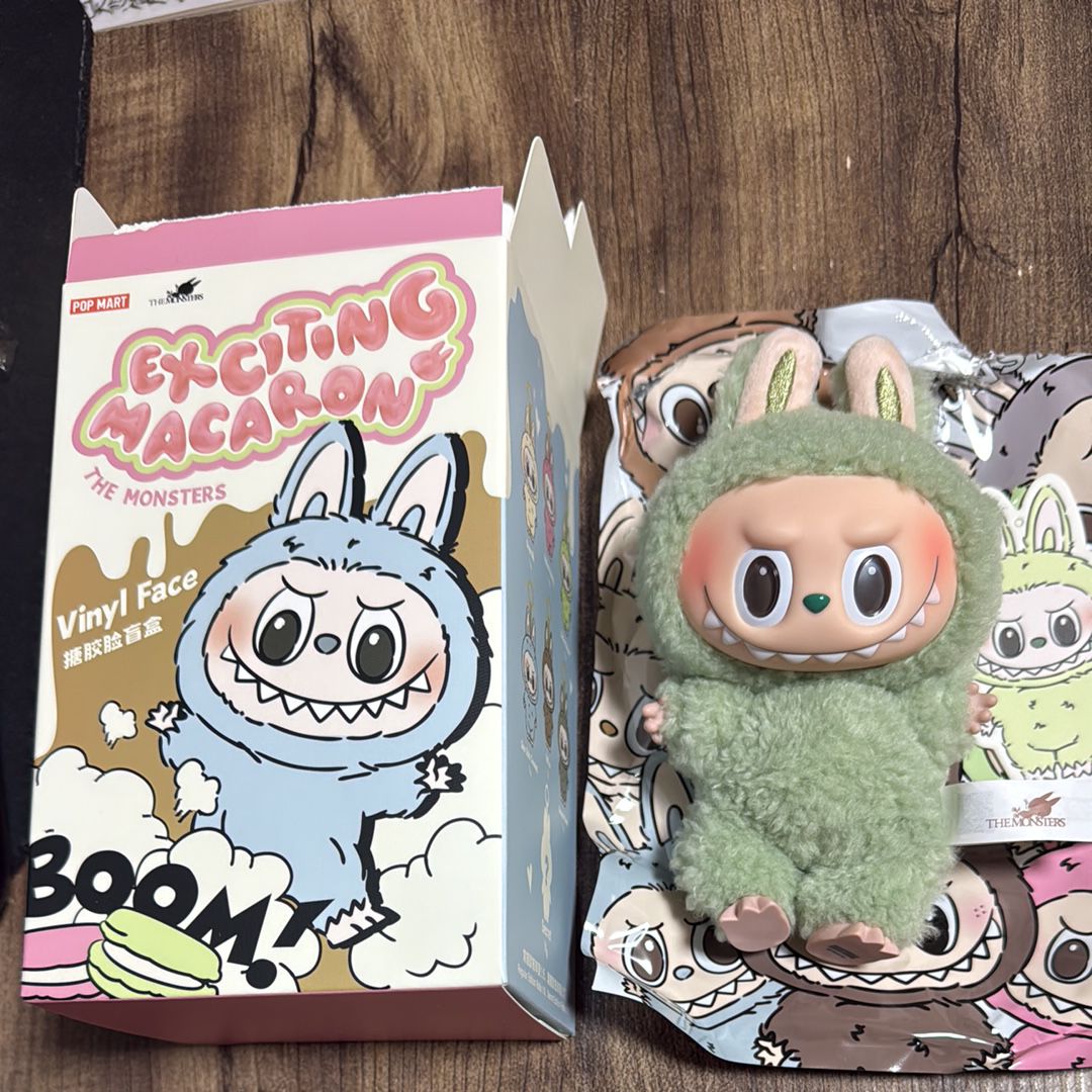 POP MART THE MONSTERS (LABUBU) Exciting Macaron Plush Series GREEN GRAPE