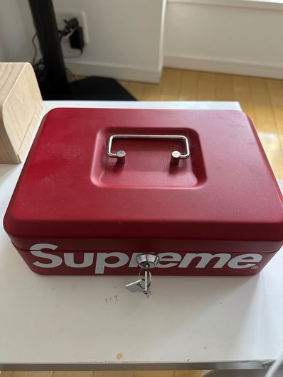 Supreme Lock Box "Red"
