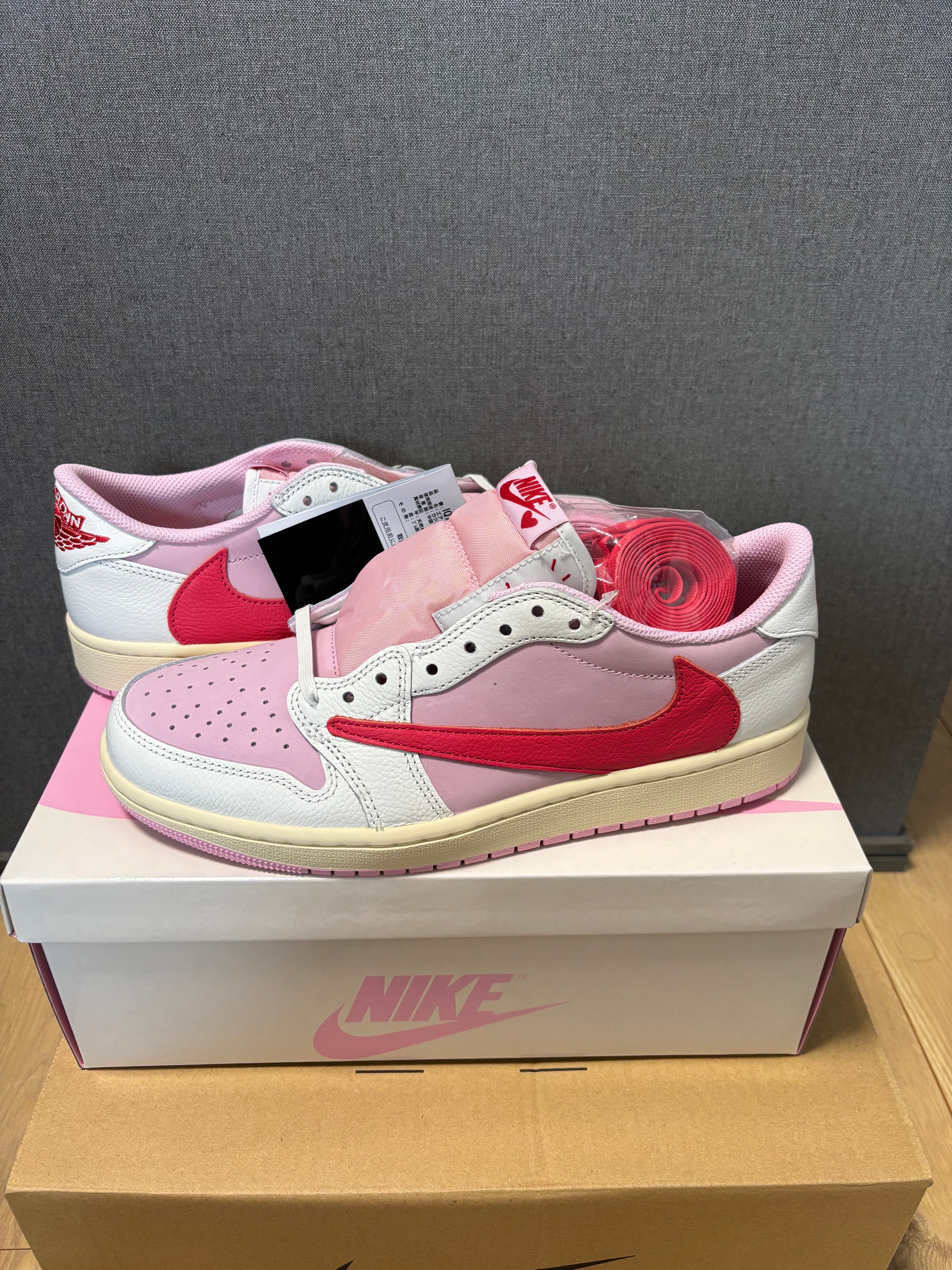 Travis Scott × Nike Air Jordan 1 Retro Low OG "Sail/Tropical Pink"