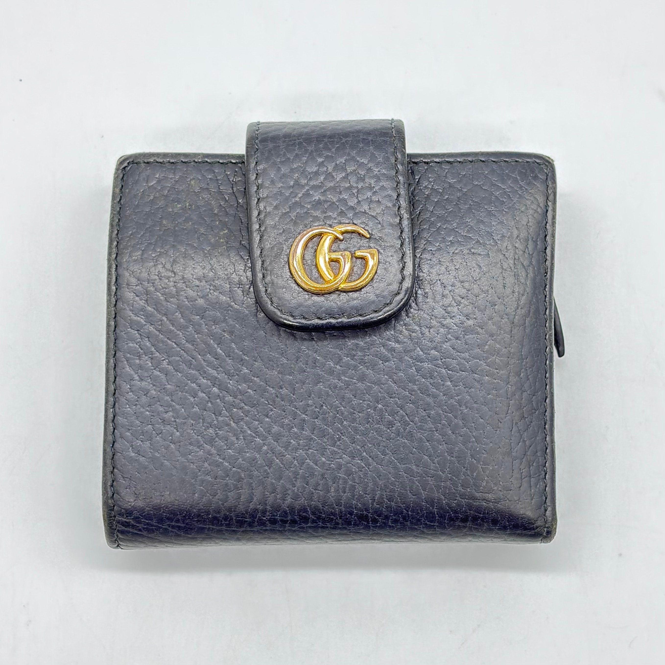 GUCCI GGマーモント 2つ折り財布