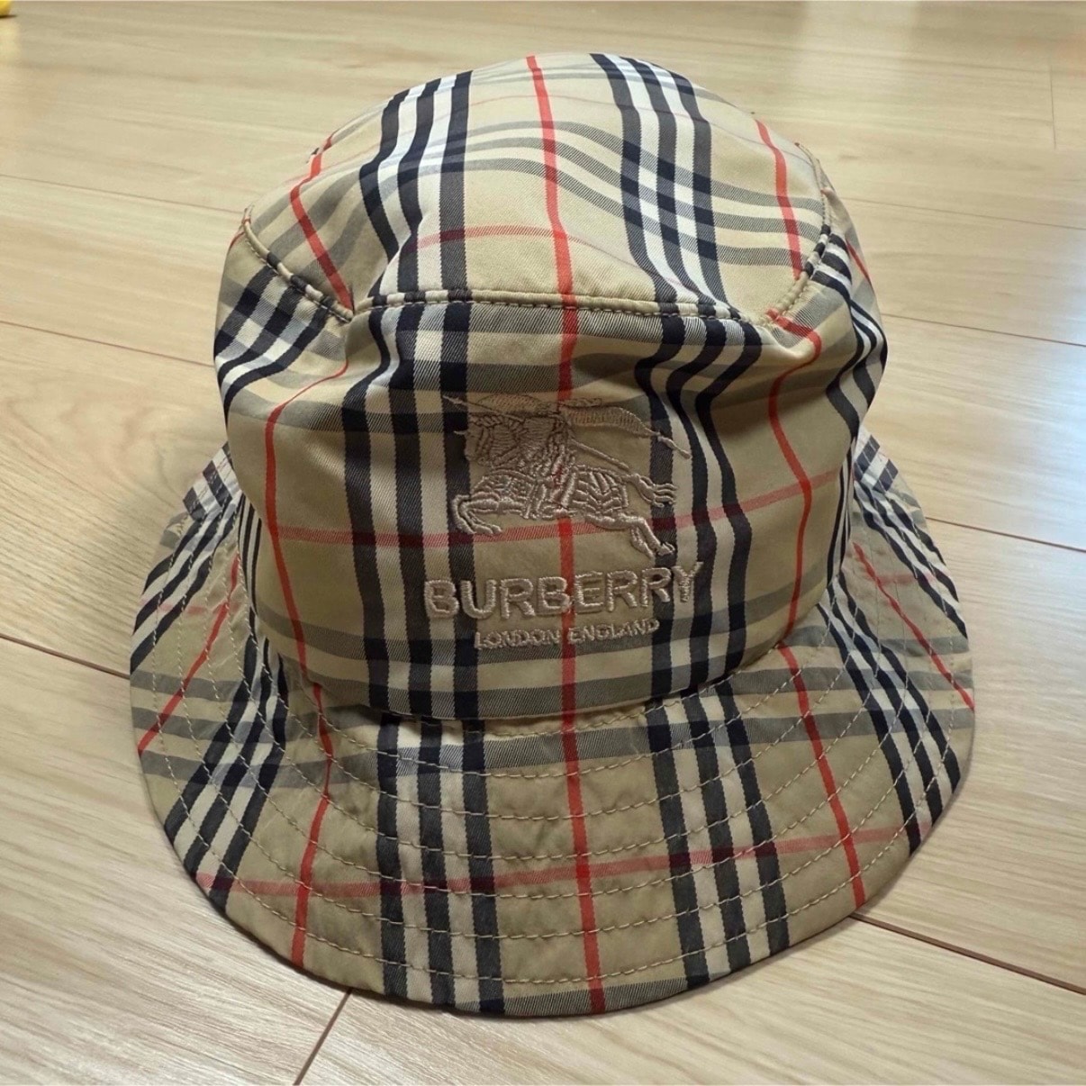 Supreme / Burberry Crusher "Beige"