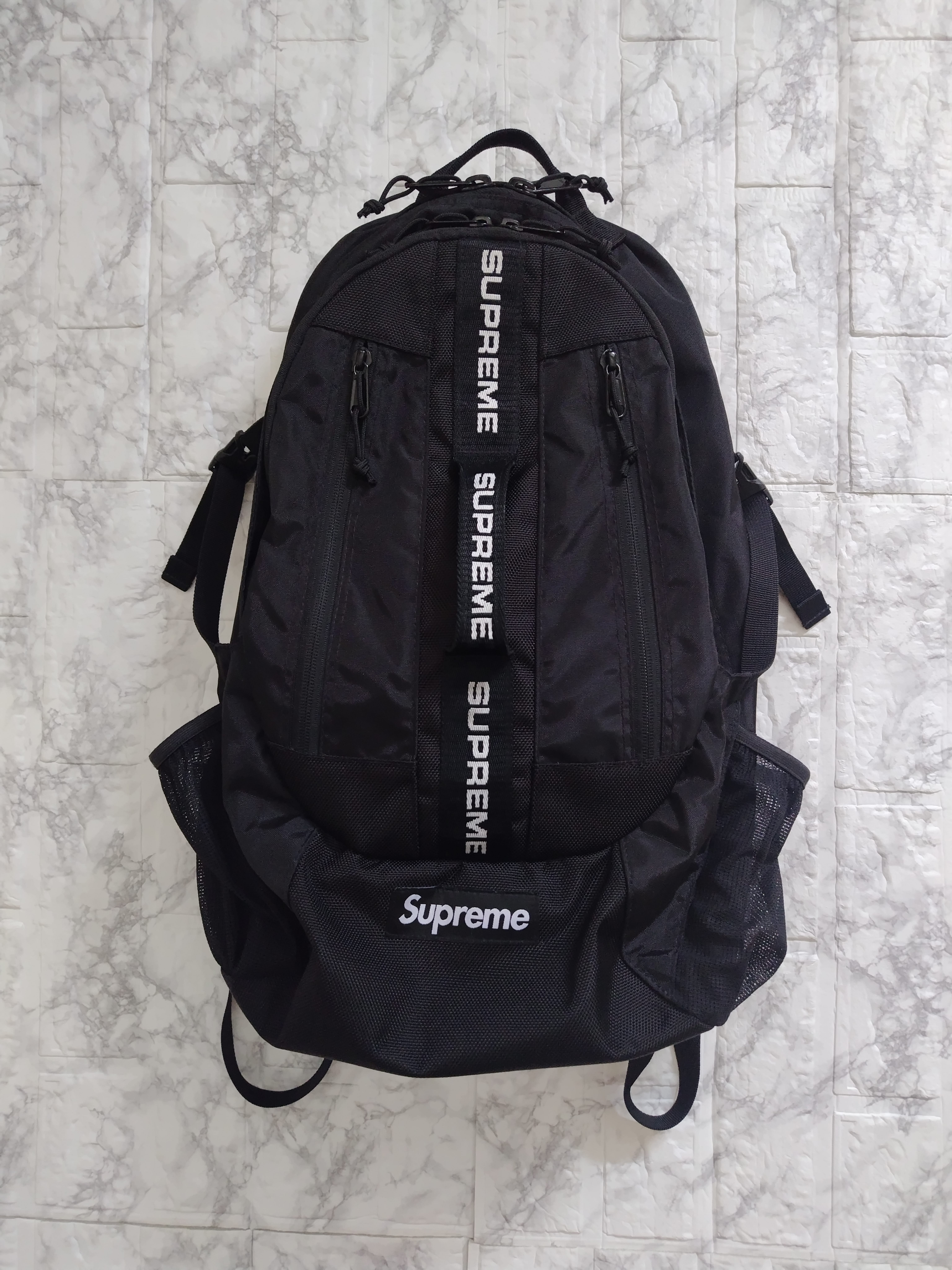 Supreme FW22 Small Waist Bag 