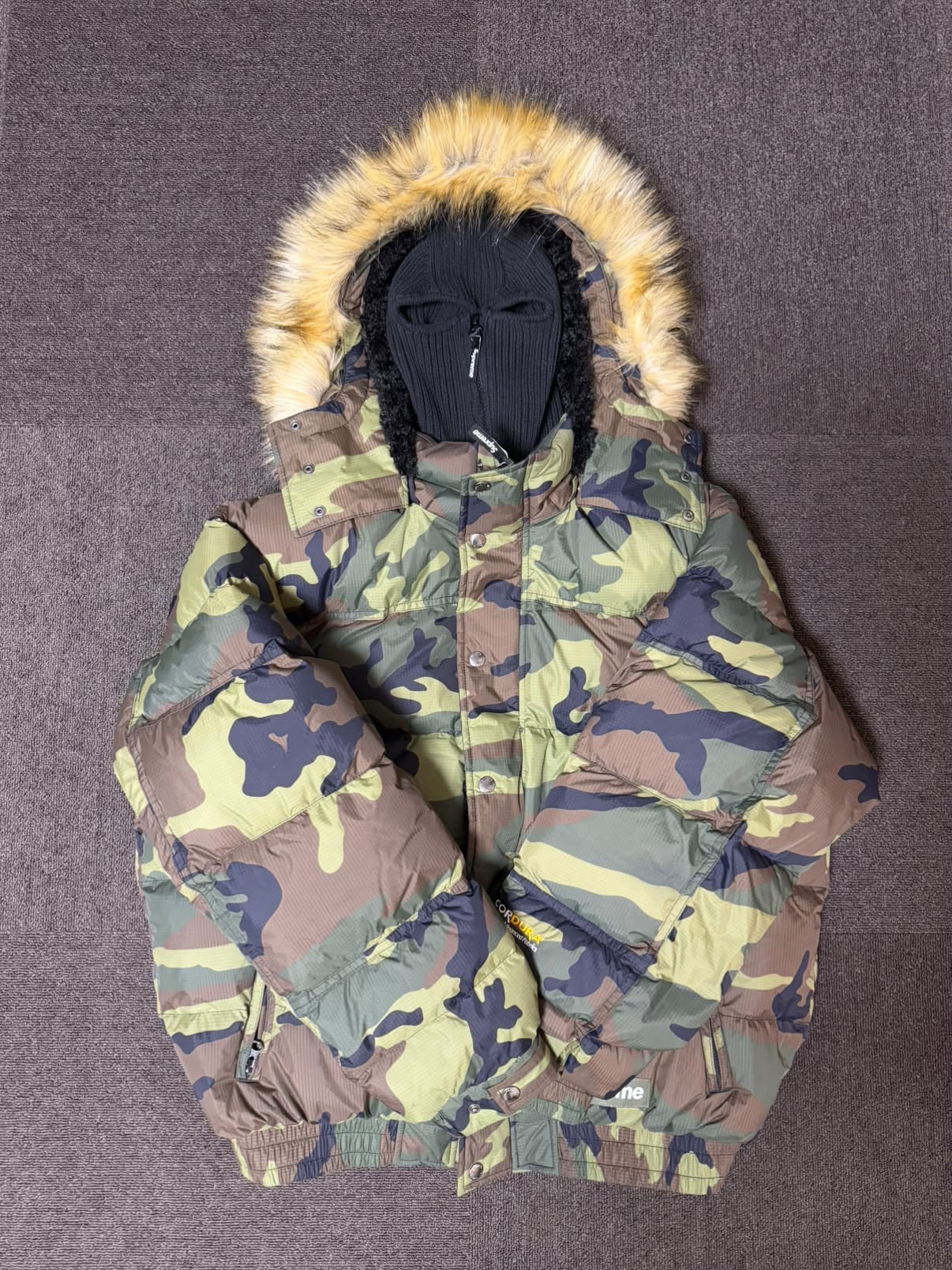 Supreme Facemask 700-Fill Down Puffer Jacket "Woodland Camo"