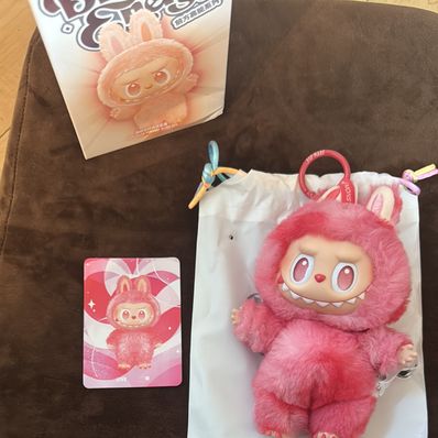 POP MART THE MONSTERS (LABUBU) Big into Energy Series Plush Pendant LOVE