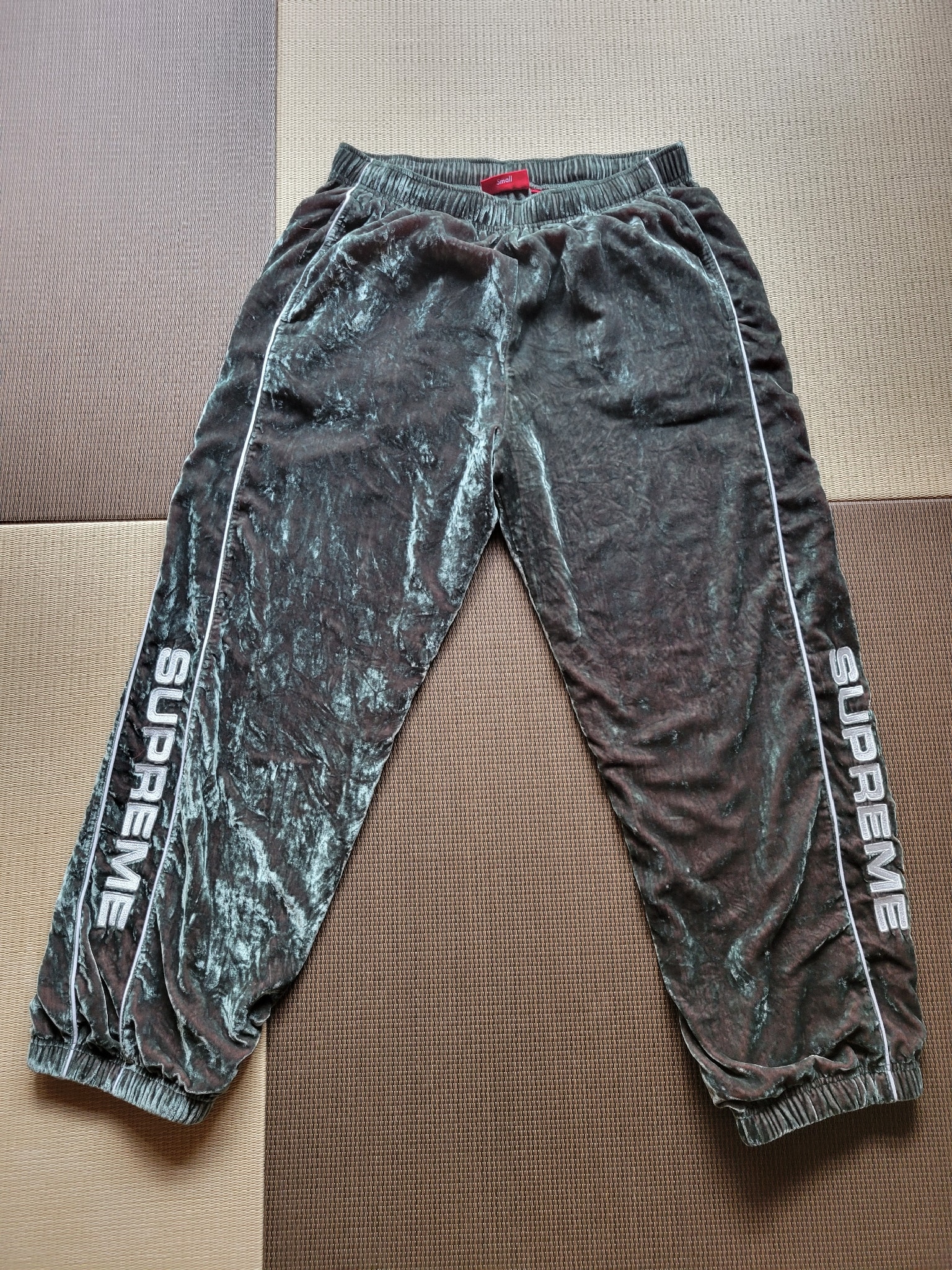 Supreme Crushed Velvet Track Pant "Olive"