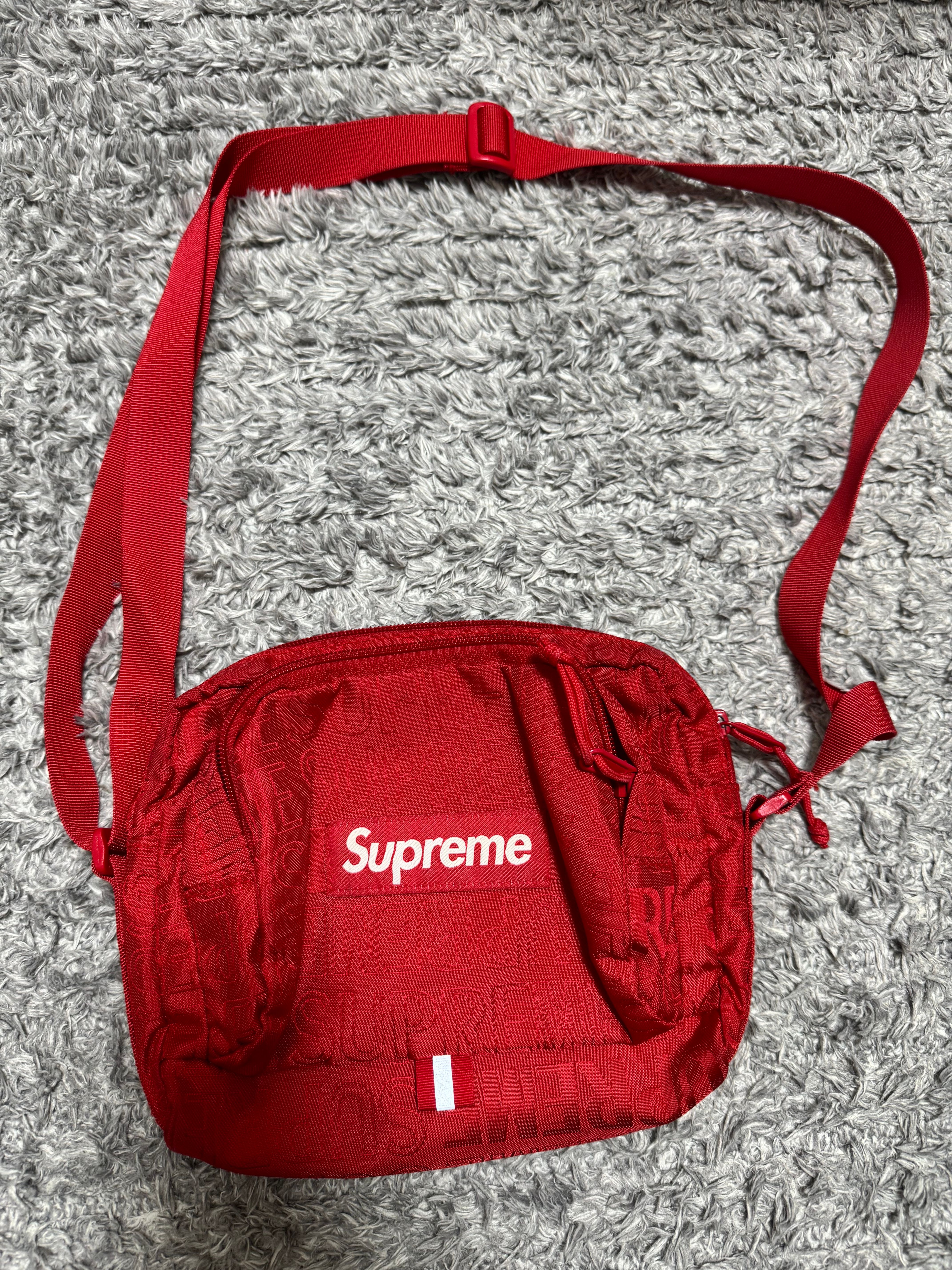 Supreme 19SS Shoulder Bag 